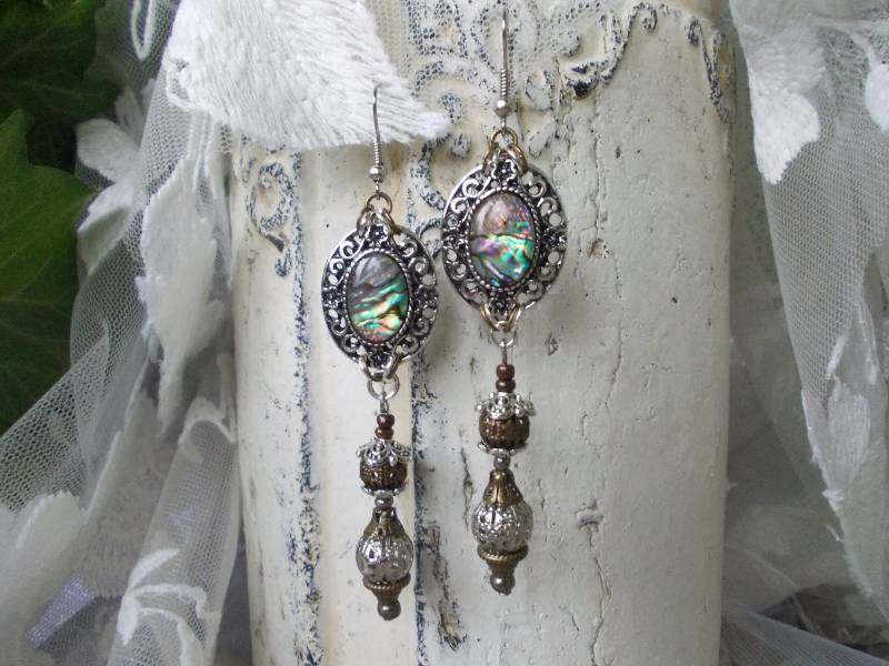 1 Paar Cabochon Ohrringe Aus Antik Silberfarbenem Metall von AccessoriesLilit