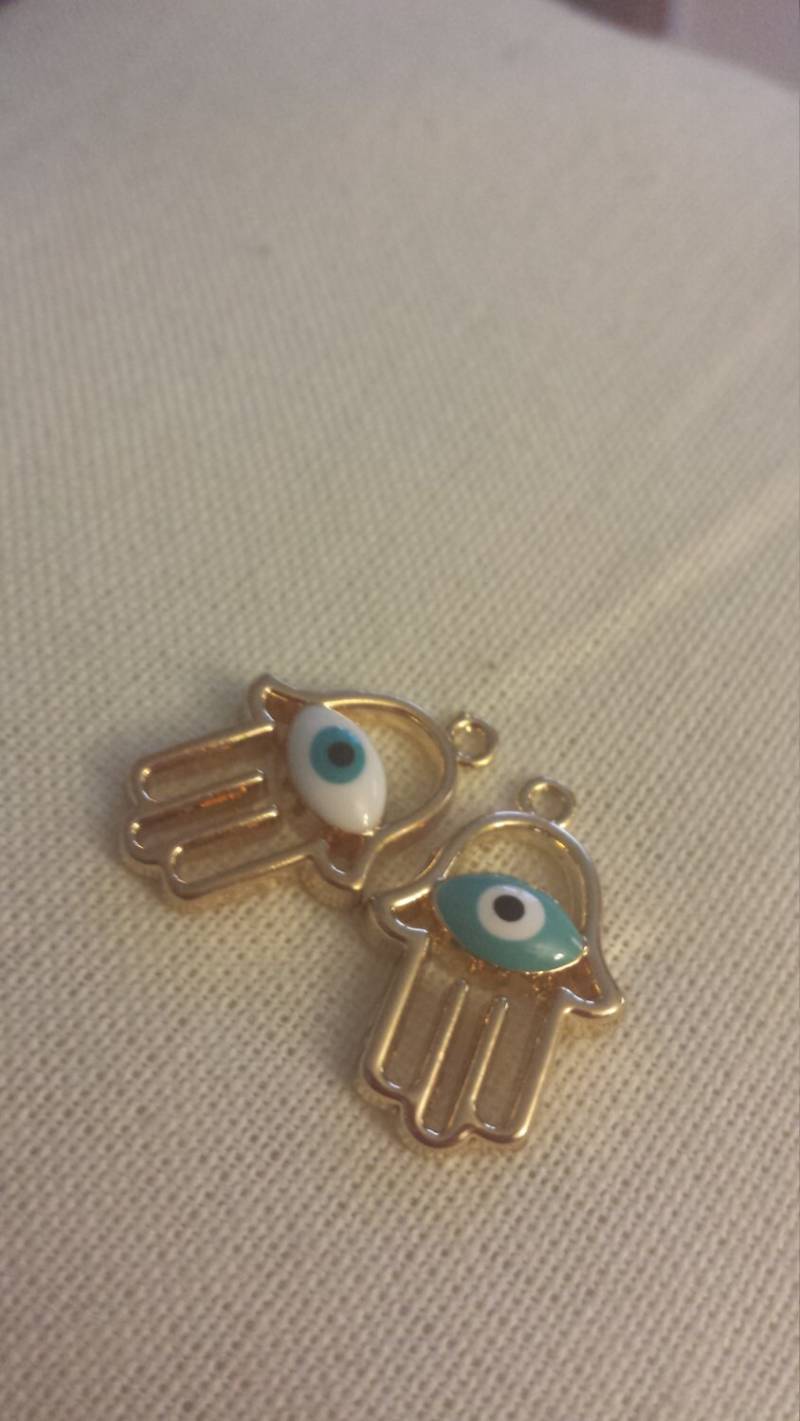 Hamsa Hand Und Evil Eye Vergoldet Charm, Glück Schutz Charm von AccessoriesSimply