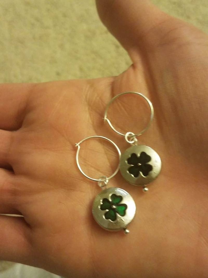 Schlichte Kleeblatt Creolen von AccessoriesSimply