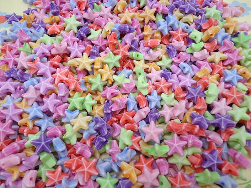 200Pcs Gemischte Farbe Winzigen Plastikperlen Sterne Mit Loch von Accessoriessupply14