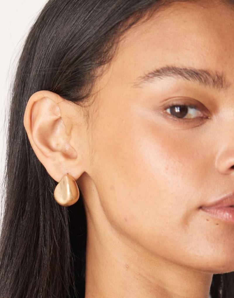 Accessorize - Angeraute Ohrstecker in Goldoptik mit Kieseldesign-Goldfarben von Accessorize