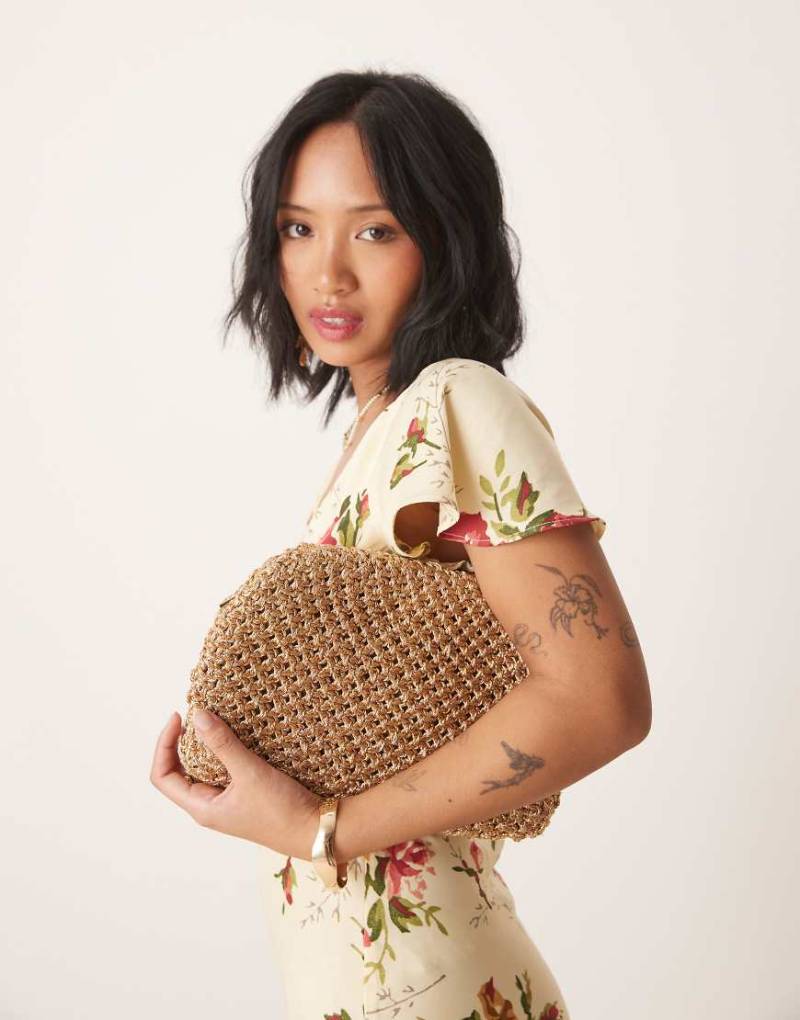 Accessorize - Goldfarbene Metallic-Clutch mit Flechtmuster Accessorize - Goldfarbene Metallic-Clutch mit Flechtmuster von Accessorize
