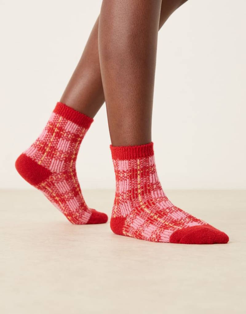 Accessorize - Kuschelige Socken in Rot kariert von Accessorize