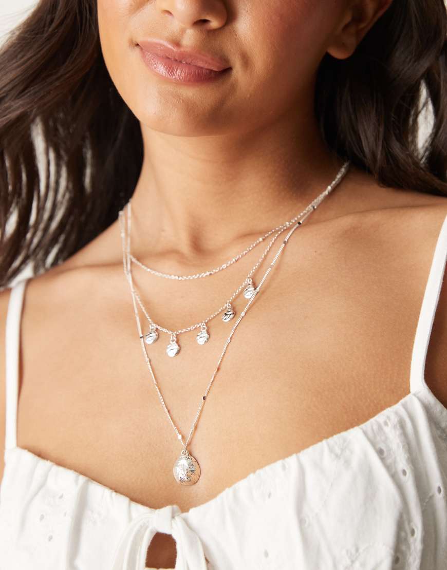 Accessorize - Mehrreihige Halskette in Silberoptik mit Scheibenanhänger von Accessorize