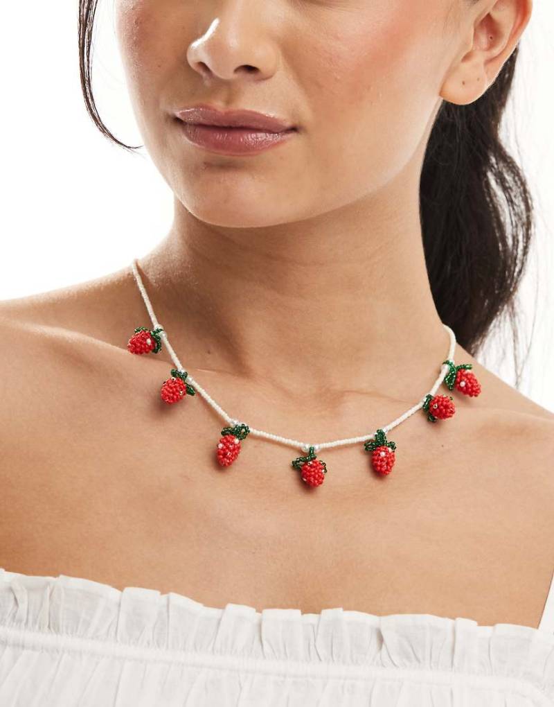 Accessorize - Perlenkette mit perlenbesetzten Erdbeeranhängern in Rot von Accessorize