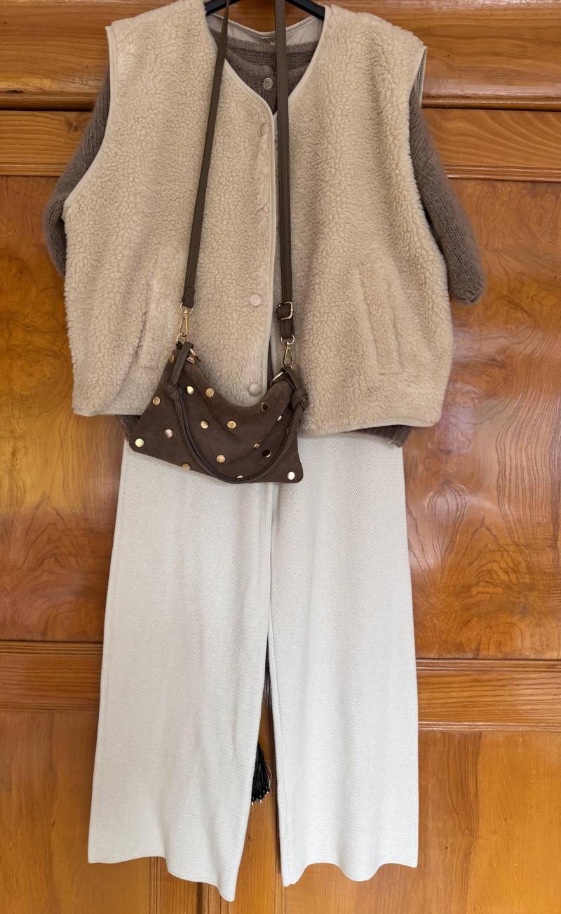 Kuschelige Leichte Teddy Plüsch Weste in Gr. Os 34 36 38 40 Verschiedenen Farben von AccessoryAndBags