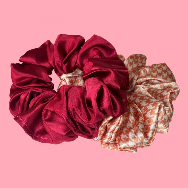 Scrunchie Geschenkset - Seidensatin Scrunchies Rot Kupfer Hundezahn Xl Set Aus Zwei Handgemachte Für Sie von AccessoryLDN