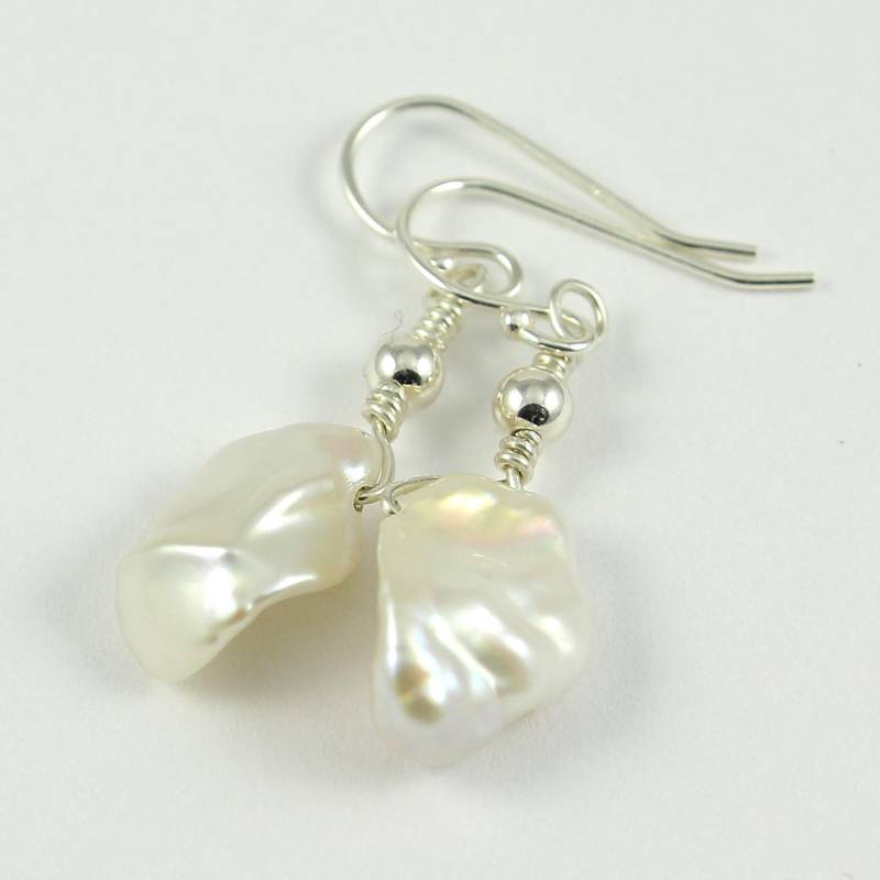 Keishi Perlen Ohrringe - Muttertagsgeschenk Weiße Süßwasserperlen Baumeln Sterling Silber Perlenohrringe Brautjungfer Geschenk von AccustomedJewelry