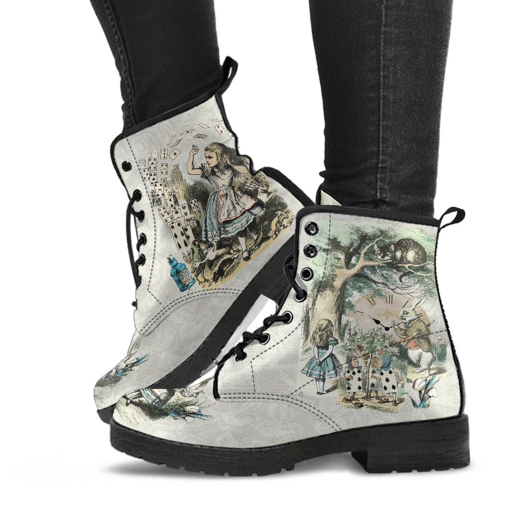 Springerstiefel - Alice Im Wunderland Geschenke #101 Vintage Serie | Neu | Geburtstagsgeschenke, Geschenkidee, Damenstiefel, Handgefertigte Springerstiefel - Alice Im Wunderland Geschenke #101 Vintage Serie | Neu | Geburtstagsgeschenke, Geschenkidee, Damenstiefel, Handgefertigte von AcesInfinity
