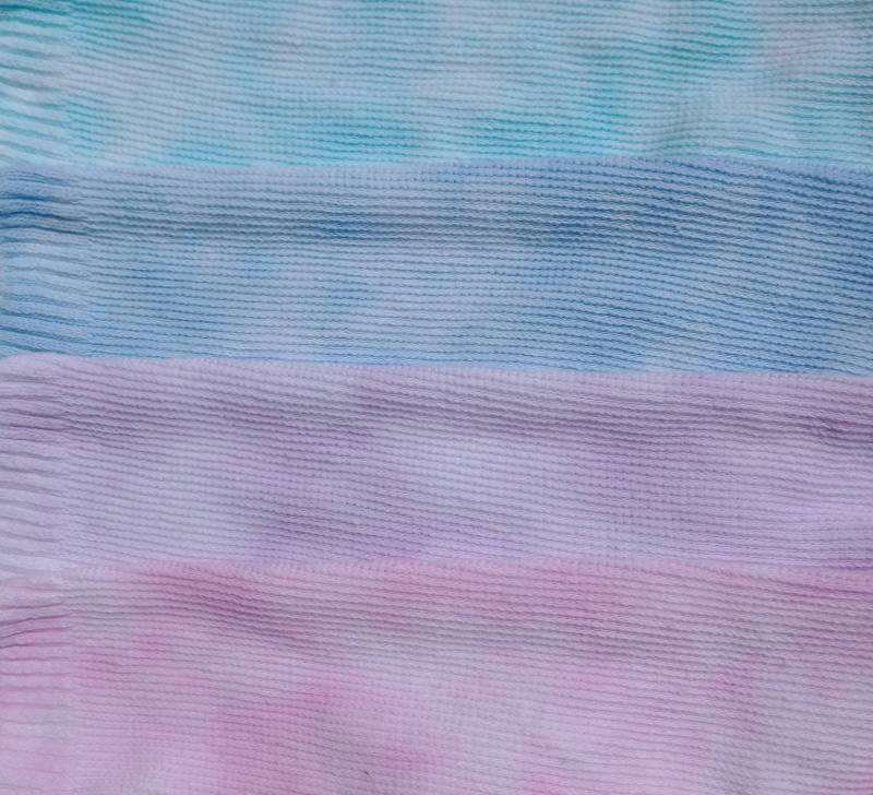 Pastell Krawattenfarbe Oberschenkelhochs von AcidicAesthetics