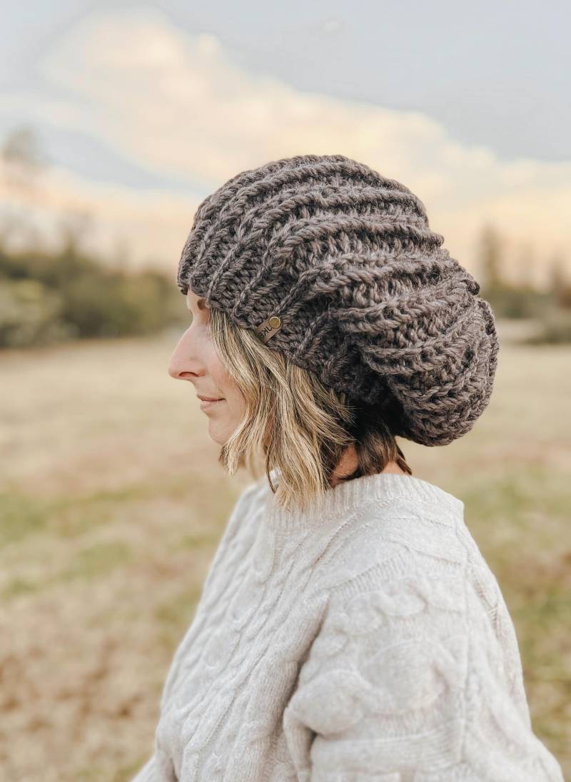 Die Übergroße Baskenmütze - Handgestrickte Grobstrick Slouchy Tam Hat von AcreBloomsBoutique