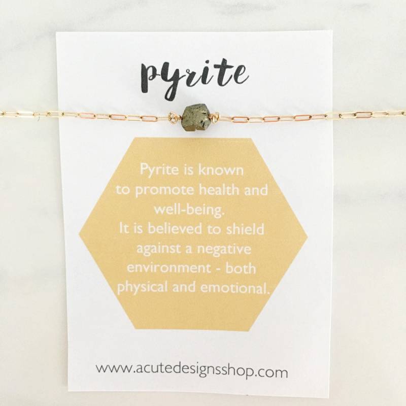Pyrit Heilung Kristallhalskette, Edelstein, Gold, Silber, Pyrit-Schmuck, Geschenk, Unter 30, Zierlich, Natürliche Rohe Edelstein Pyrit Heilung Kristallhalskette, Edelstein, Gold, Silber, Pyrit-Schmuck, Geschenk, Unter 30, Zierlich, Natürliche Rohe Edelstein von AcuteDesigns