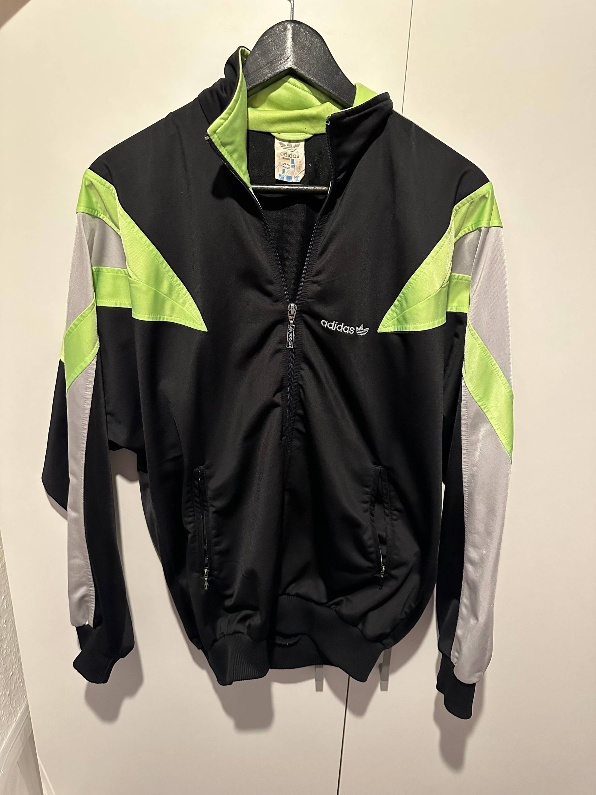 Adidas Windbreaker Jacke Size S-M Retro Vintage Track Jacket von Adamd23456