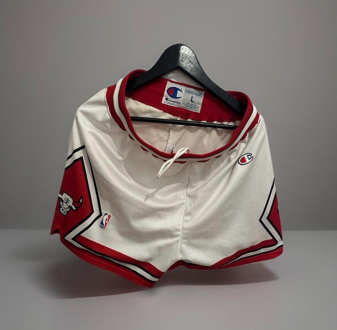 Champion Shorts Hose Chicago Bulls Size L Vintage Retro Trikot Jersey Trunk 23 Jordan 90S von Adamd23456