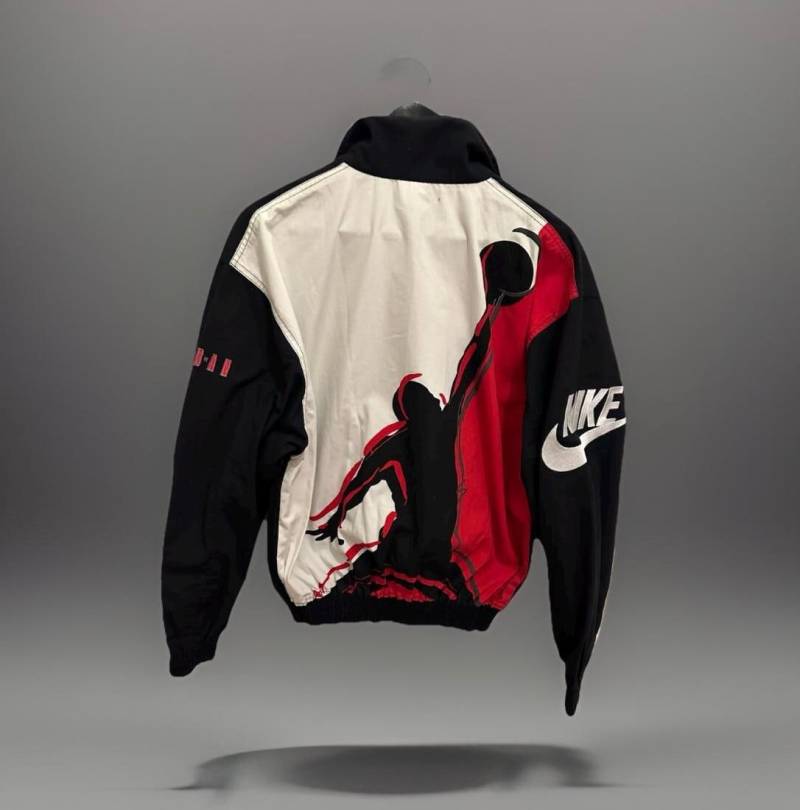 Nike Air Jordan Windbreaker Jacke Size S Retro Vintage Flight Jacket von Adamd23456