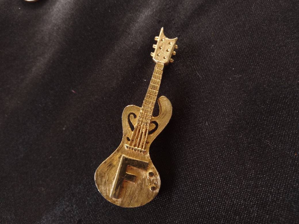 Pakula Gitarren Brosche Anstecknadel Mit F.... Go Gators Pakula Gitarren Brosche Anstecknadel Mit F.... Go Gators von AdamsVintageFinds
