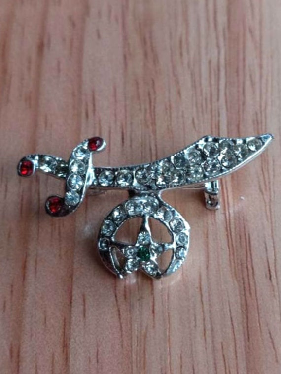 Shriner Strass Pin Brosche von AdamsVintageFinds