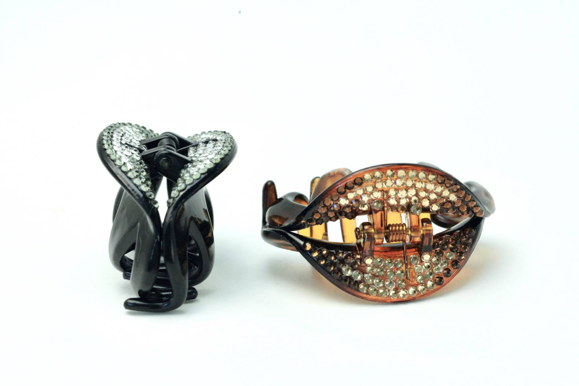 Kleine Haarklemme, Kieferklemme, Verschönert Mit Swarovski Elements Kristallen in Multicolor, Schwarze Kunststoff Haarkralle Für Dickeres Haar Kleine Haarklemme, Kieferklemme, Verschönert Mit Swarovski Elements Kristallen in Multicolor, Schwarze Kunststoff Haarkralle Für Dickeres Haar von AddCrystal