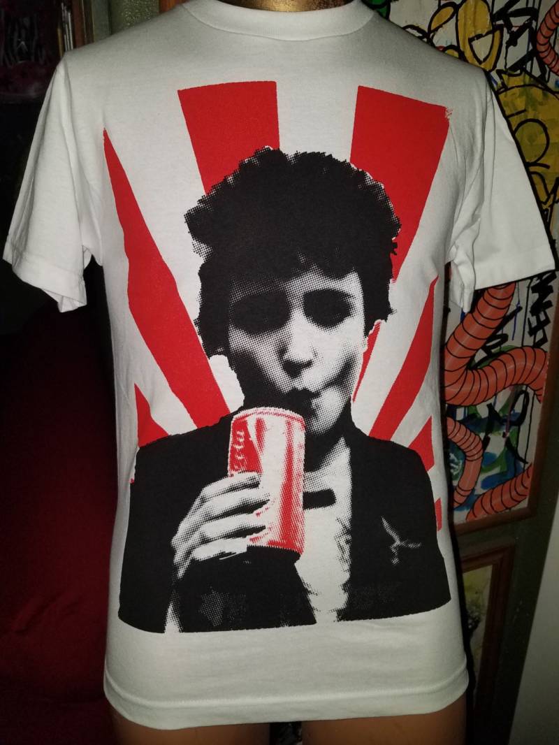 Soda Schlürfen Siouxsie Sioux Kamikaze Punk Shirt Größe Herren S - Xxl Soda Schlürfen Siouxsie Sioux Kamikaze Punk Shirt Größe Herren S - Xxl von AddictedToChaos