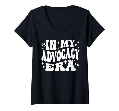 Damen In My Advocacy Era - Funny Championing, Supporting T-Shirt mit V-Ausschnitt Damen In My Advocacy Era - Funny Championing, Supporting T-Shirt mit V-Ausschnitt von Addictive Designs Merch