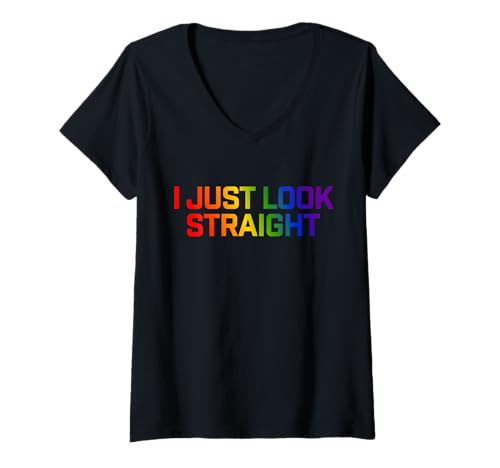 Damen Ich sehe einfach hetero aus Lustig LGBTQ Gay Pride Rainbow T-Shirt mit V-Ausschnitt Damen Ich sehe einfach hetero aus Lustig LGBTQ Gay Pride Rainbow T-Shirt mit V-Ausschnitt von Addictive Designs Pride Merch