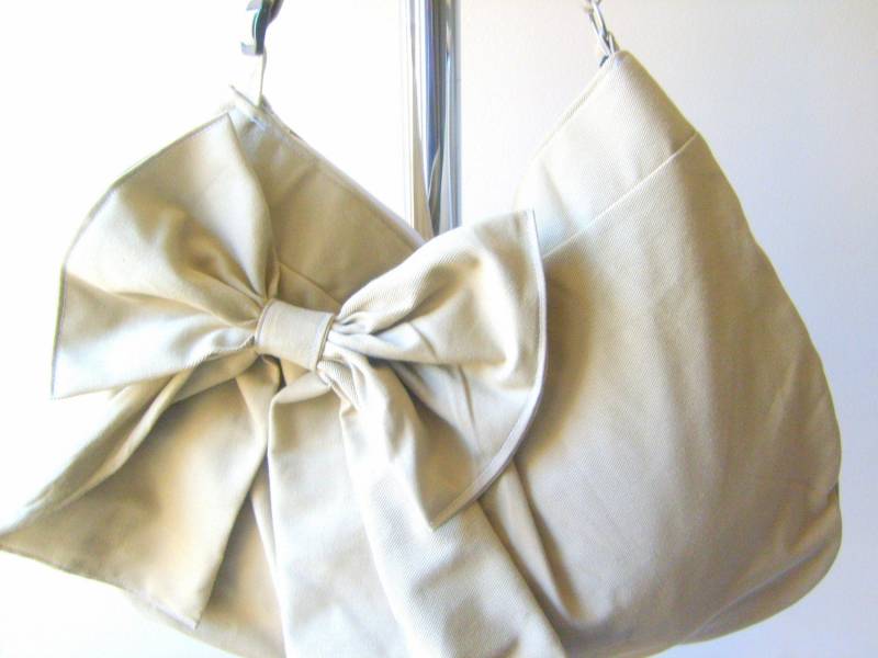 Handgemachte Hobo Geldbörse Umhängetasche Mit Reißverschluss Große Handtasche in Natur Canvas Geschenke Für Grad Nacht Tasche Wickeltasche von AddieLou