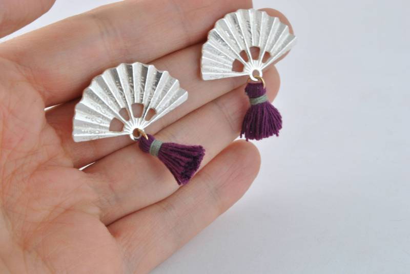 Reichen Sie, Silberne Ohrringe, Ohrringe Silber, Palette, Lila Silber Und Textilien, Fans, Fans Von von Addjoyas