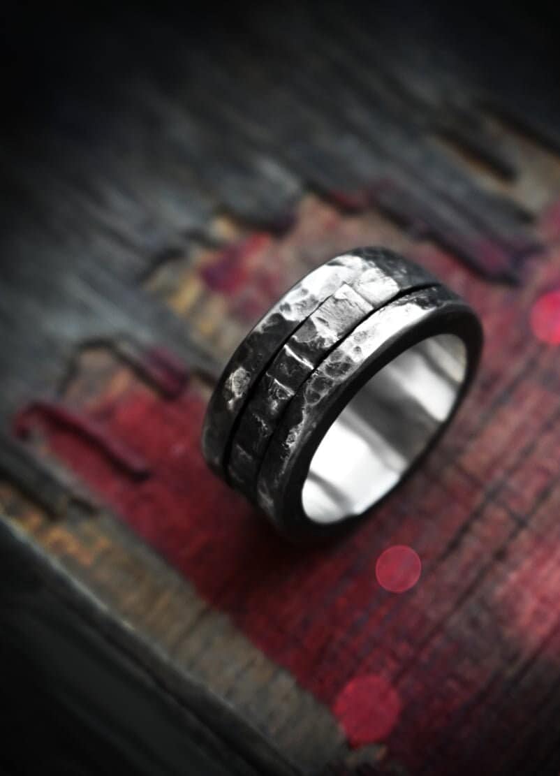 Gehämmert Spinner Männer Silber Band, Sorgen Meditation Oxidiert Brutal Ring von AdelKaraSilverPalace