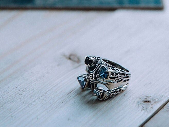 Vier Elemente Edelstein Ring, Elemental Symbol 4 Elements Ring von AdelKaraSilverPalace