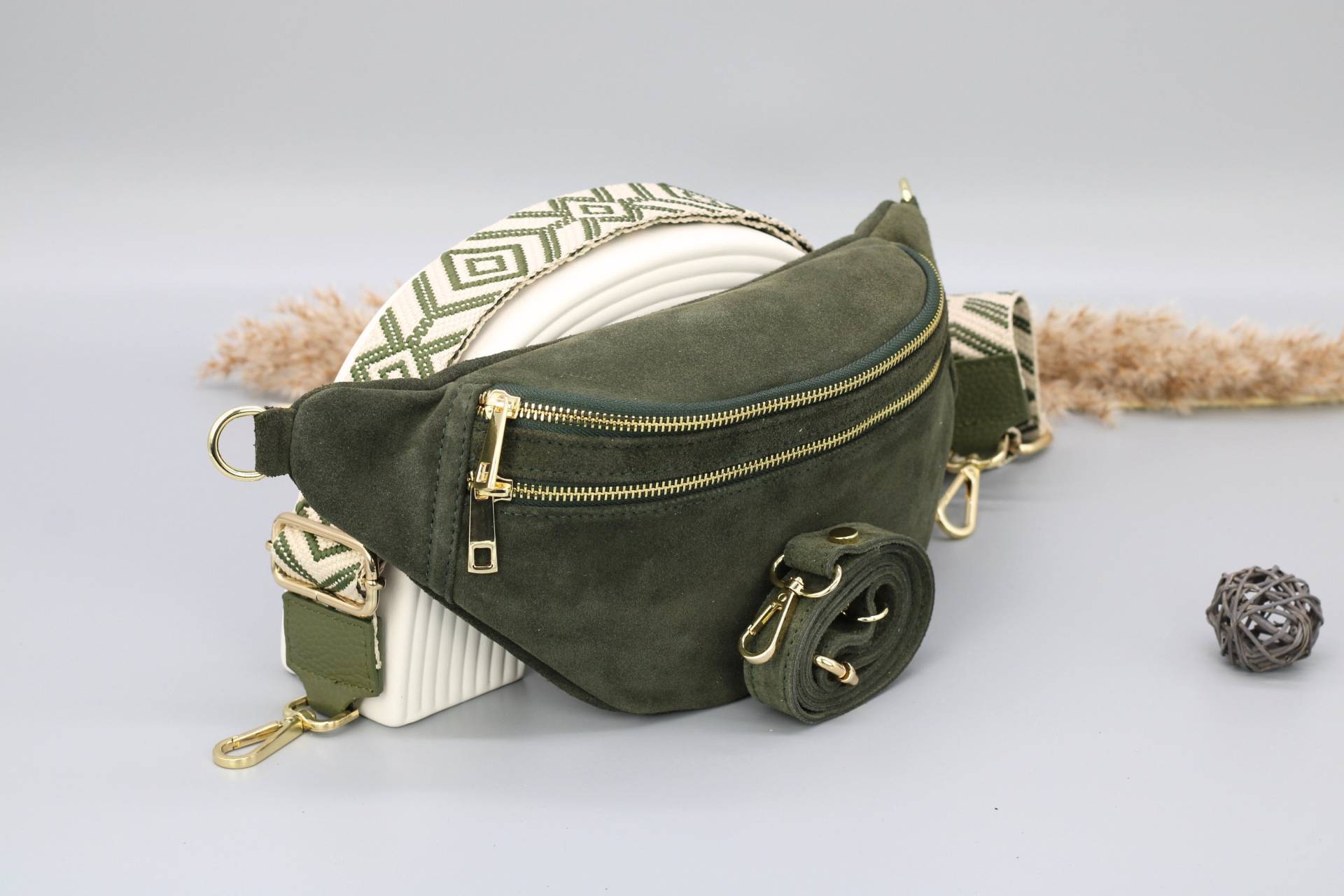 Khaki Grüne Wildleder Bauchtasche Für Frauen Mit Extra Gemusterten Riemen Optionen, Leder Schultertasche, Crossbody Tasche Verschiedenen Farben von AdelLeather