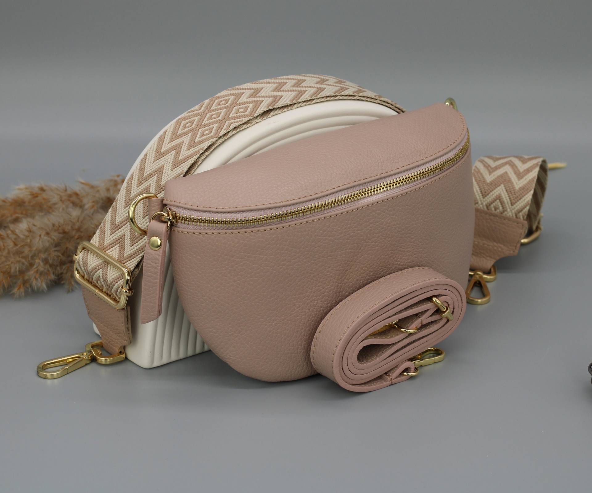 Rose Leder Bauchtasche Für Frauen Mit Goldenem Reißverschluss, Extra Gemusterte Träger, Schultertasche, Crossbody Tasche Verschiedenen Größen von AdelLeather