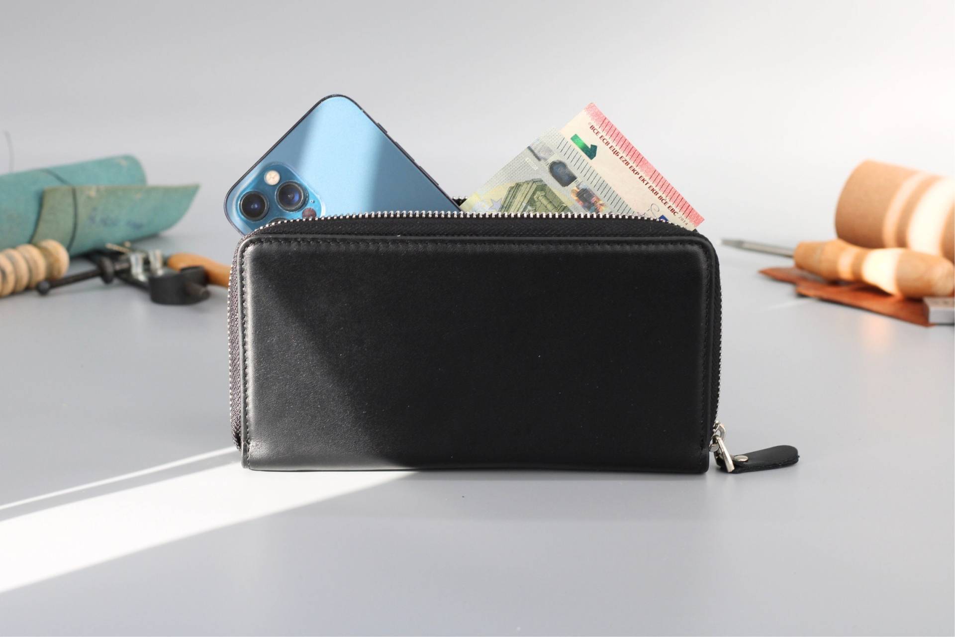 Schlanke Ledergeldbörse Für Frauen, Personalisierte Handytasche Mit Kartensteckplätzen Reißverschluss-Münzfach, Frauengeldbörse, Geschenk Sie Schlanke Ledergeldbörse Für Frauen, Personalisierte Handytasche Mit Kartensteckplätzen Reißverschluss-Münzfach, Frauengeldbörse, Geschenk Sie von AdelLeather