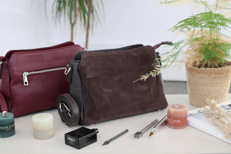 Umhängetasche Carmen Aus Echt- Und Veloursleder - Zeitlose Eleganz Für Jeden Tag von AdelLeather