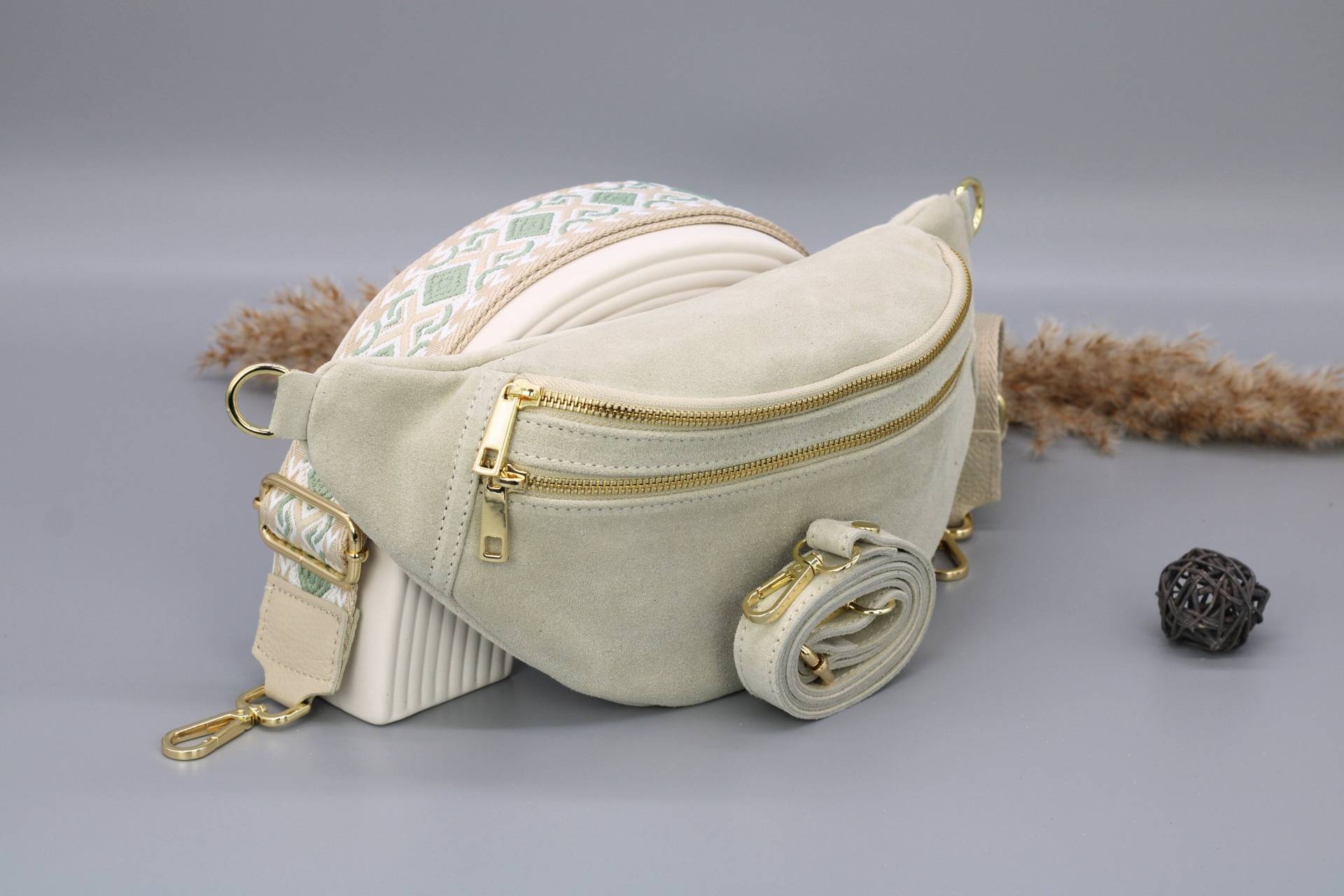 Wildleder Beige Leder Bauchtasche Für Frauen Mit Extra Gemusterten Riemen Optionen, Schultertasche, Crossbody Tasche Verschiedenen Farben von AdelLeather