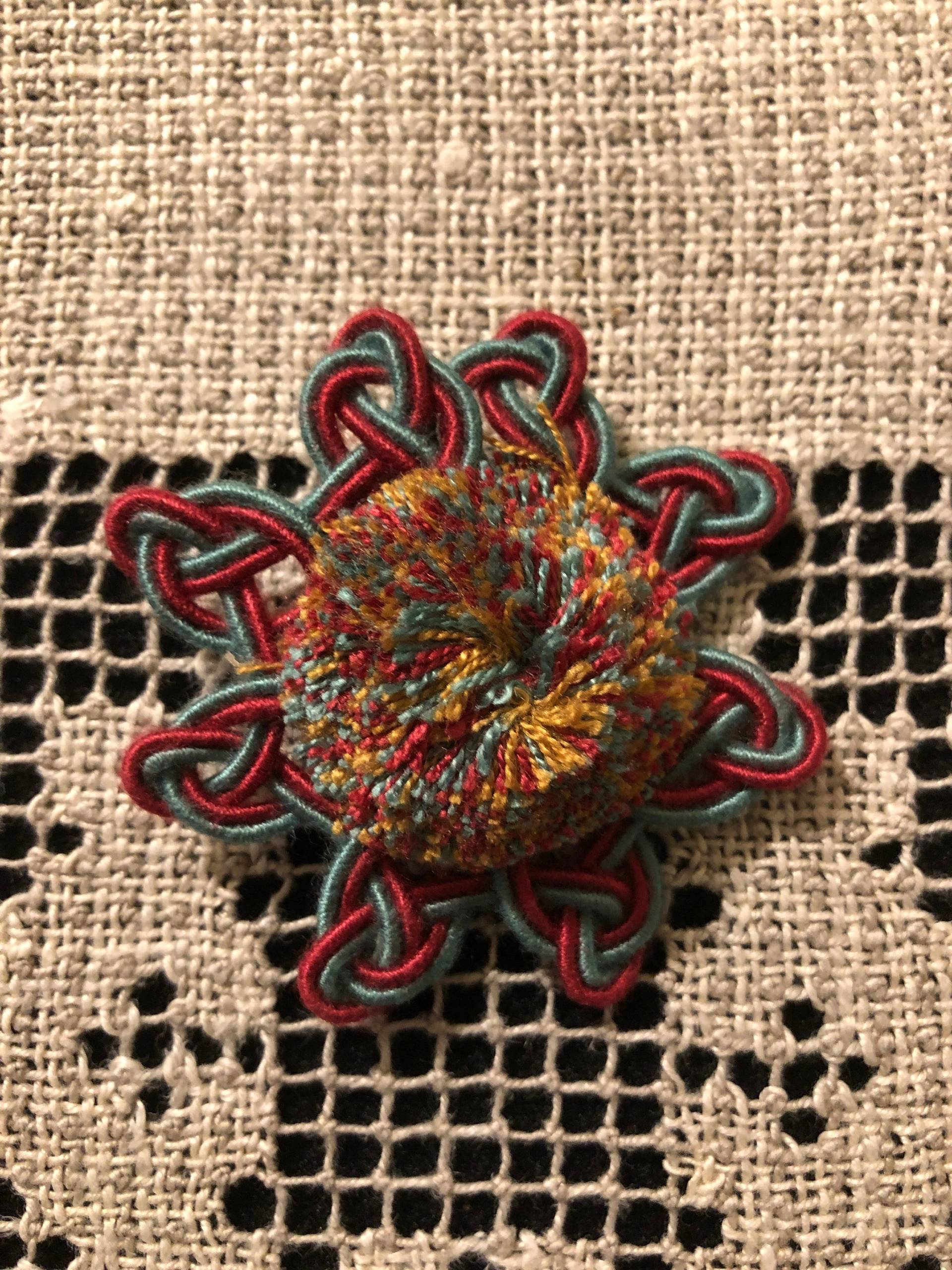 Jahrgang Posamenten Medaillon in Petrol Und Dunkelrot von AdelineCompany