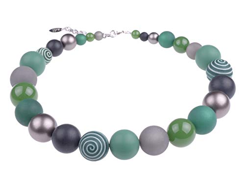 Adi Modeschmuck große Halskette “Thabea”, elegante Materialmixkette aus Polaris- und verschiedensten Acrylperlen mit attraktiven Akzenten, handgefertigt in Berlin Adi Modeschmuck große Halskette “Thabea”, elegante Materialmixkette aus Polaris- und verschiedensten Acrylperlen mit attraktiven Akzenten, handgefertigt in Berlin von Adi Modeschmuck