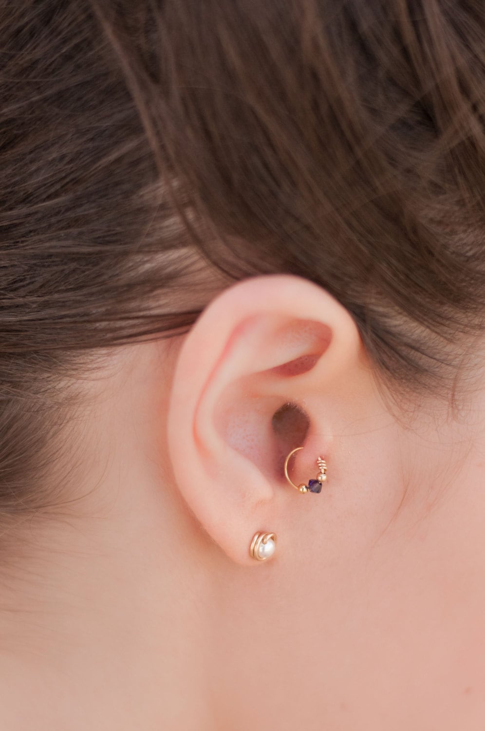 Ein Indigo Farbige Swarovski Kristall Knorpel Piercing, Silber/Gold Gefüllt Tragus, Nase Ring, Helix, Rook, Daith, Abschlussgeschenk von AdiMiraroJewelry