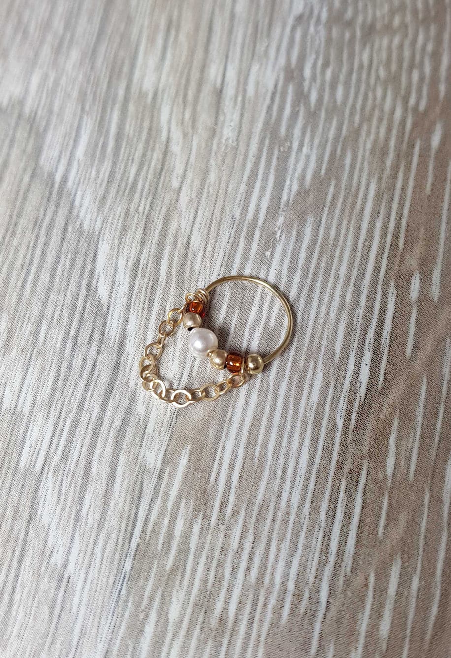 Kettenpiercing, Das Perfekte Abschlussgeschenk Für Einen Echten Rocker, Handgefertigter Gold Gefüllt/Silver Earring, Perlenperle, Tragus, Helix von AdiMiraroJewelry