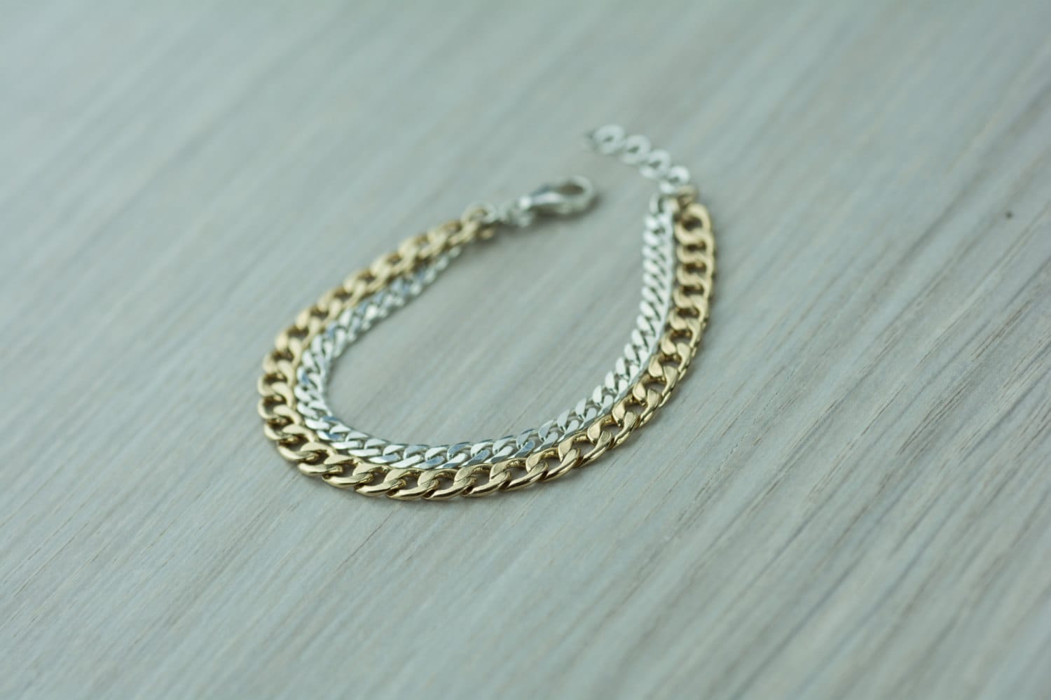 sterling Silber Und Gold Gefüllt, Doppel, Flache Gliedkette Armband, Die Einzigartigste Graduierung Geschenk Finden Sie, Für Männer Frauen sterling Silber Und Gold Gefüllt, Doppel, Flache Gliedkette Armband, Die Einzigartigste Graduierung Geschenk Finden Sie, Für Männer Frauen von AdiMiraroJewelry