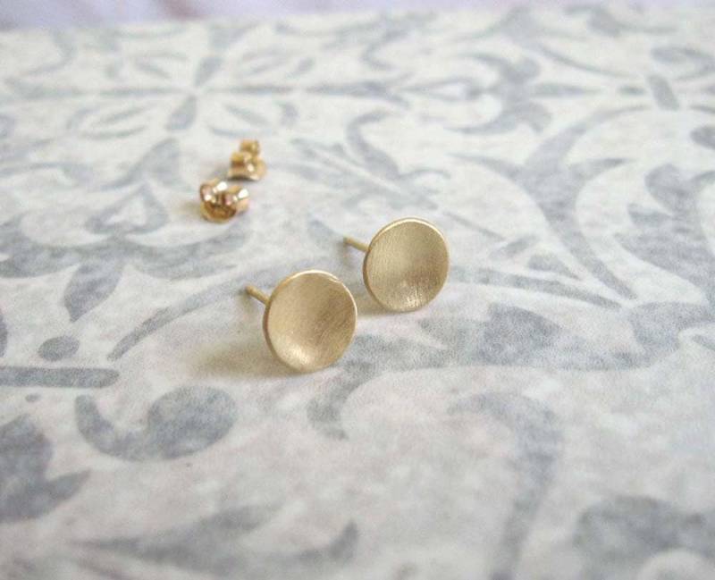 14K Solid Gold Disk Ohrstecker, Kreis Kleine Alltägliche Handgemacht Von Adi Yesod von AdiYesod
