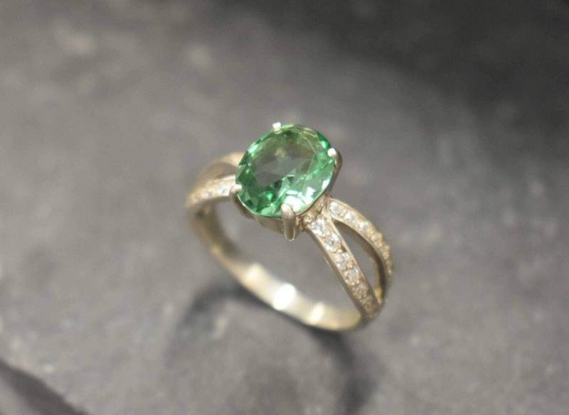 Mint Smaragd Ring, Erstellt Smaragd, Solitär Vintage Grün Grüner Diamant Mintgrün Massiv Silber Ring von AdinaStone