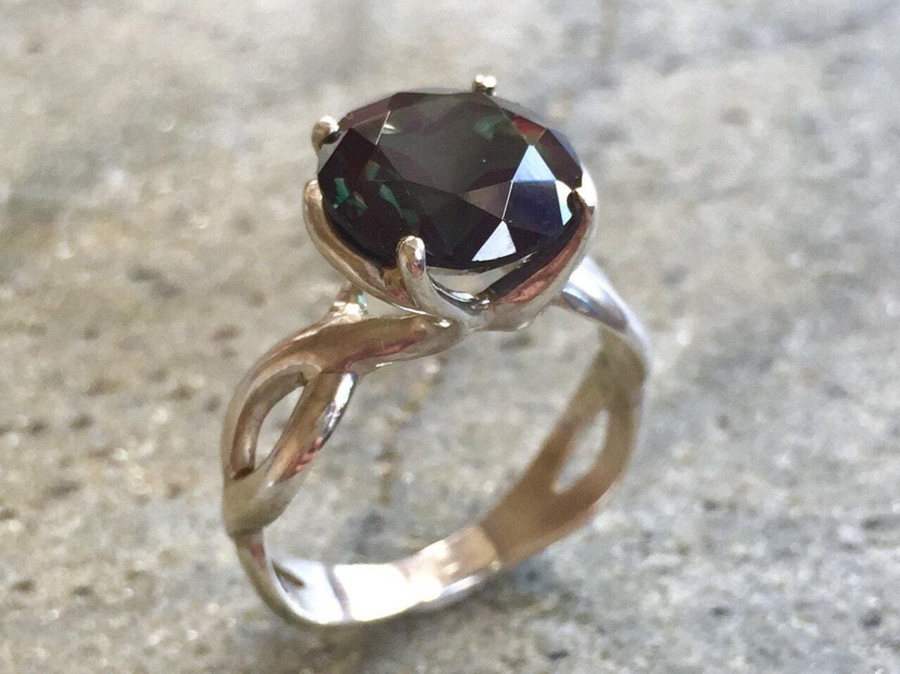 Versprechen Ring, Erstellt Grüner Diamant , Ring Verlobungsring Dunkelgrüner Hochstellring Verflochtener 925 Silber von AdinaStone