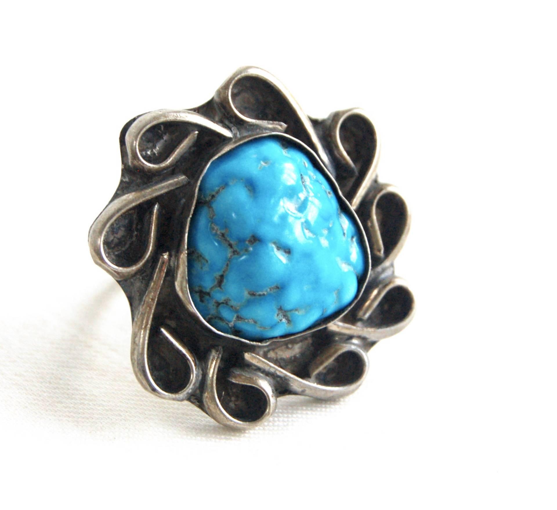 Chunky Türkis Ring Größe 7.75 Vintage Großer Southwestern Unisex Statement Schmuck Blauer Cocktail Chunky Türkis Ring Größe 7.75 Vintage Großer Southwestern Unisex Statement Schmuck Blauer Cocktail von AdobeHouseVintage