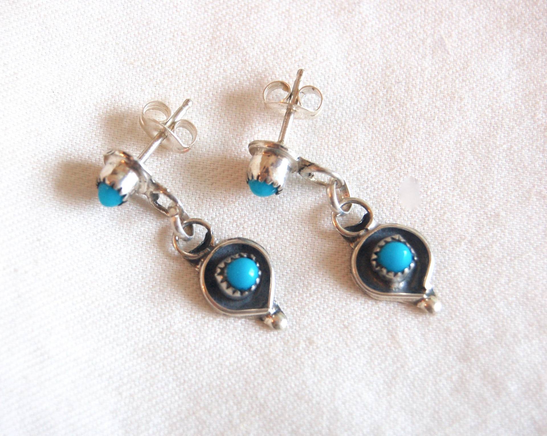 Türkis Ohrringe Vintage Southwestern Blau Stein Baumeln Sterling Silber Tropfen Türkis Ohrringe Vintage Southwestern Blau Stein Baumeln Sterling Silber Tropfen von AdobeHouseVintage