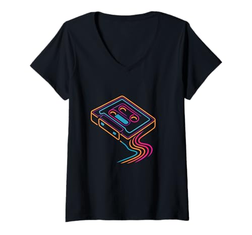 Damen Retro Kassette Synthwave Vaporwave 80er Jahre Music Vibes T-Shirt mit V-Ausschnitt von Adorable Kids Gifts, Mom & Dad