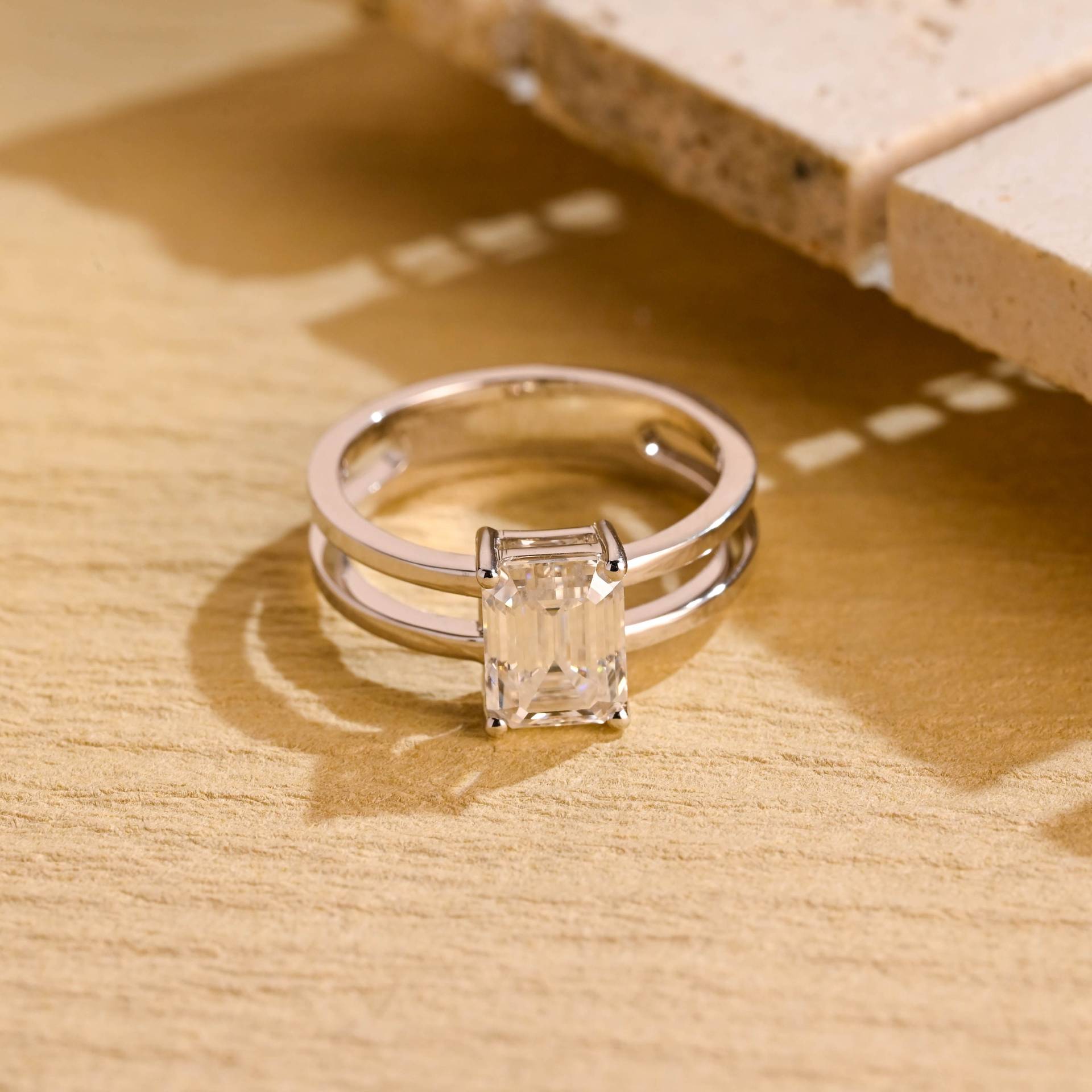 Igi Solid Gold Smaragd Labor Gewachsen Diamant Verlobungsring, D/Vs1 Ehering, Geburtstag Jahrestag Geschenk Für Frau, Frau Igi Solid Gold Smaragd Labor Gewachsen Diamant Verlobungsring, D/Vs1 Ehering, Geburtstag Jahrestag Geschenk Für Frau, Frau von Adorejeweller
