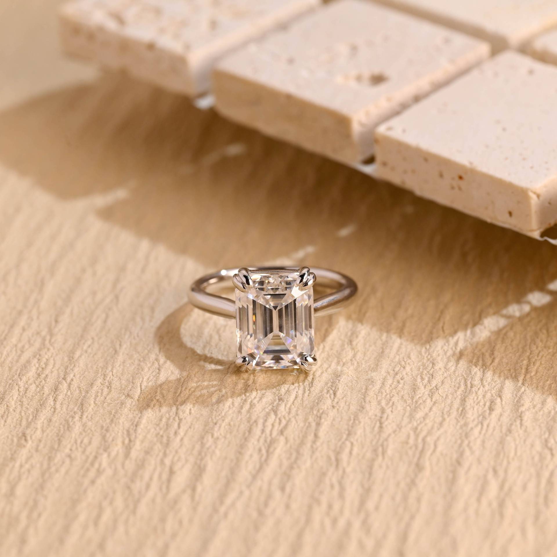 Igi Solid Gold Smaragd Labor Gewachsen Diamant Verlobungsring, D/Vs1 Ehering, Geburtstag Jahrestag Geschenk Für Frau, Frau Igi Solid Gold Smaragd Labor Gewachsen Diamant Verlobungsring, D/Vs1 Ehering, Geburtstag Jahrestag Geschenk Für Frau, Frau von Adorejeweller