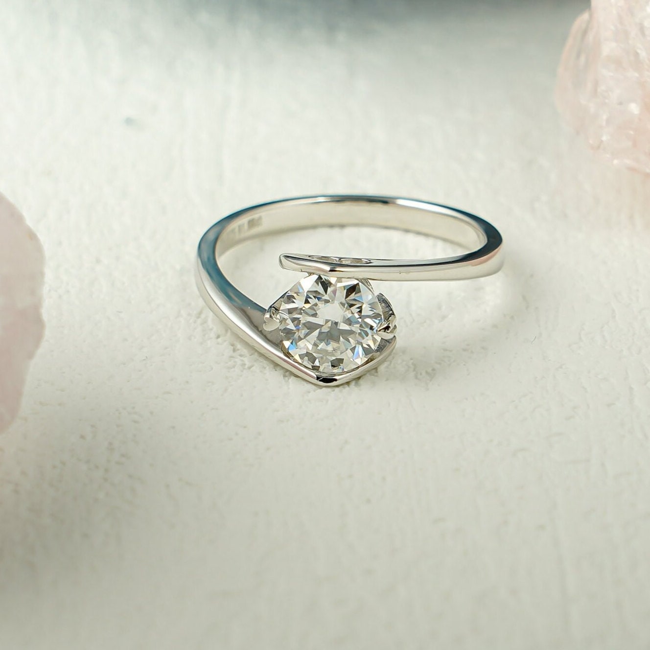 Igi Verifizierter Runder Diamant-Verlobungsring Aus Massivgold, D/Vs1 Diamant-Versprechensring, Geburtstags - Jahrestagsgeschenk Für Frau, Sie Igi Verifizierter Runder Diamant-Verlobungsring Aus Massivgold, D/Vs1 Diamant-Versprechensring, Geburtstags - Jahrestagsgeschenk Für Frau, Sie von Adorejeweller