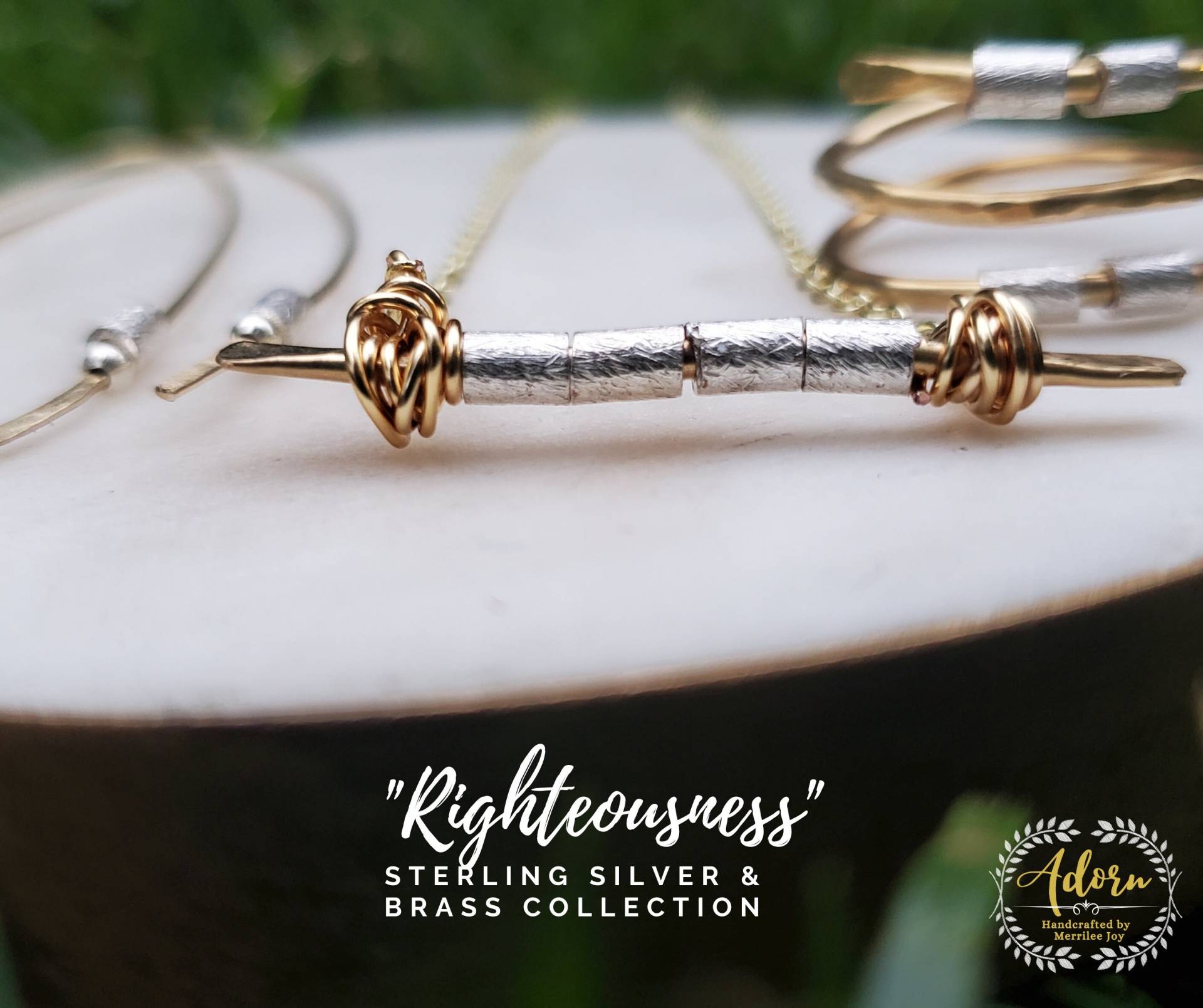 The Righteousness Collection-Messing Und Sterling Silber Überzogener Ring, Stab-Halskette Einfädler-Ohrringe Schmücken Handgefertigten Merrilee Joy The Righteousness Collection-Messing Und Sterling Silber Überzogener Ring, Stab-Halskette Einfädler-Ohrringe Schmücken Handgefertigten Merrilee Joy von AdornHandcrafted