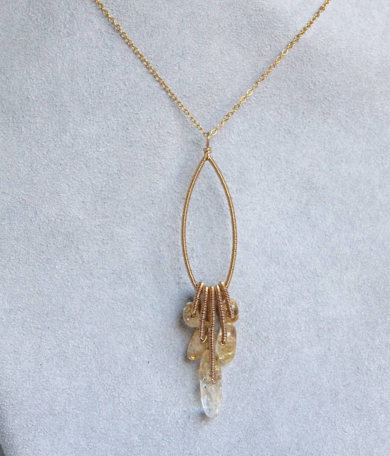 Gold Filled Citrin Nugget Anhänger, Handgemachter Wire Wrap Schmuck, November Geburtsstein, Boho Statement Halskette, Chunky Gem Bead Halskette von AdornmentsAndFrills